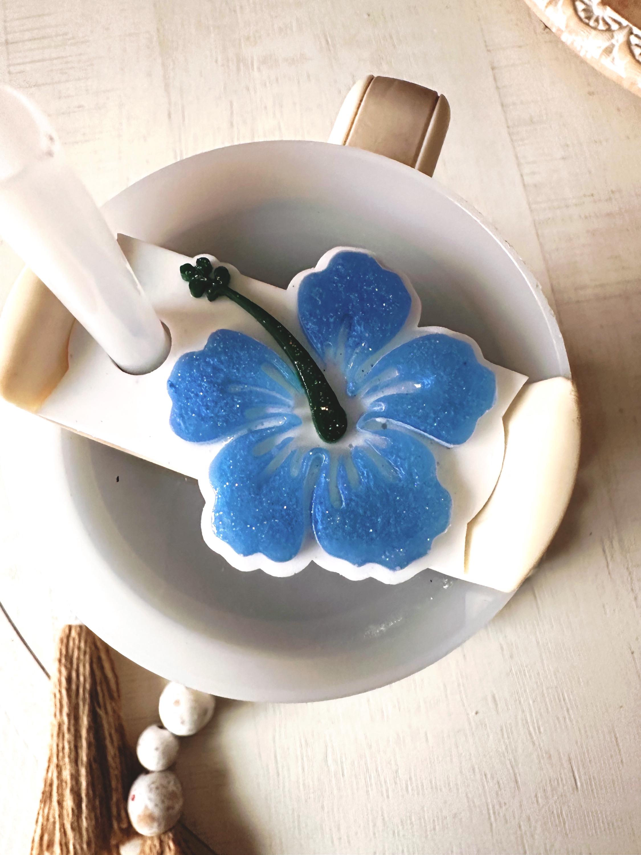Hibiscus Flower Stanley Topper