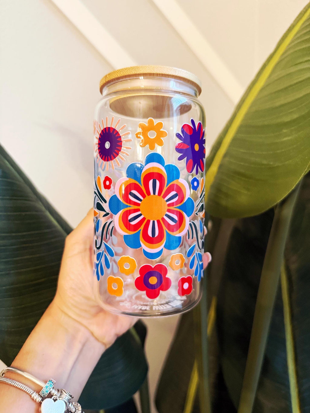 Dia De Los Muertos Glass Cup Sugar Skull Iced Coffee Cup Calavera Skeleton Glass Tumbler Day of the Dead Halloween Cup La Chismosa 16oz Cup