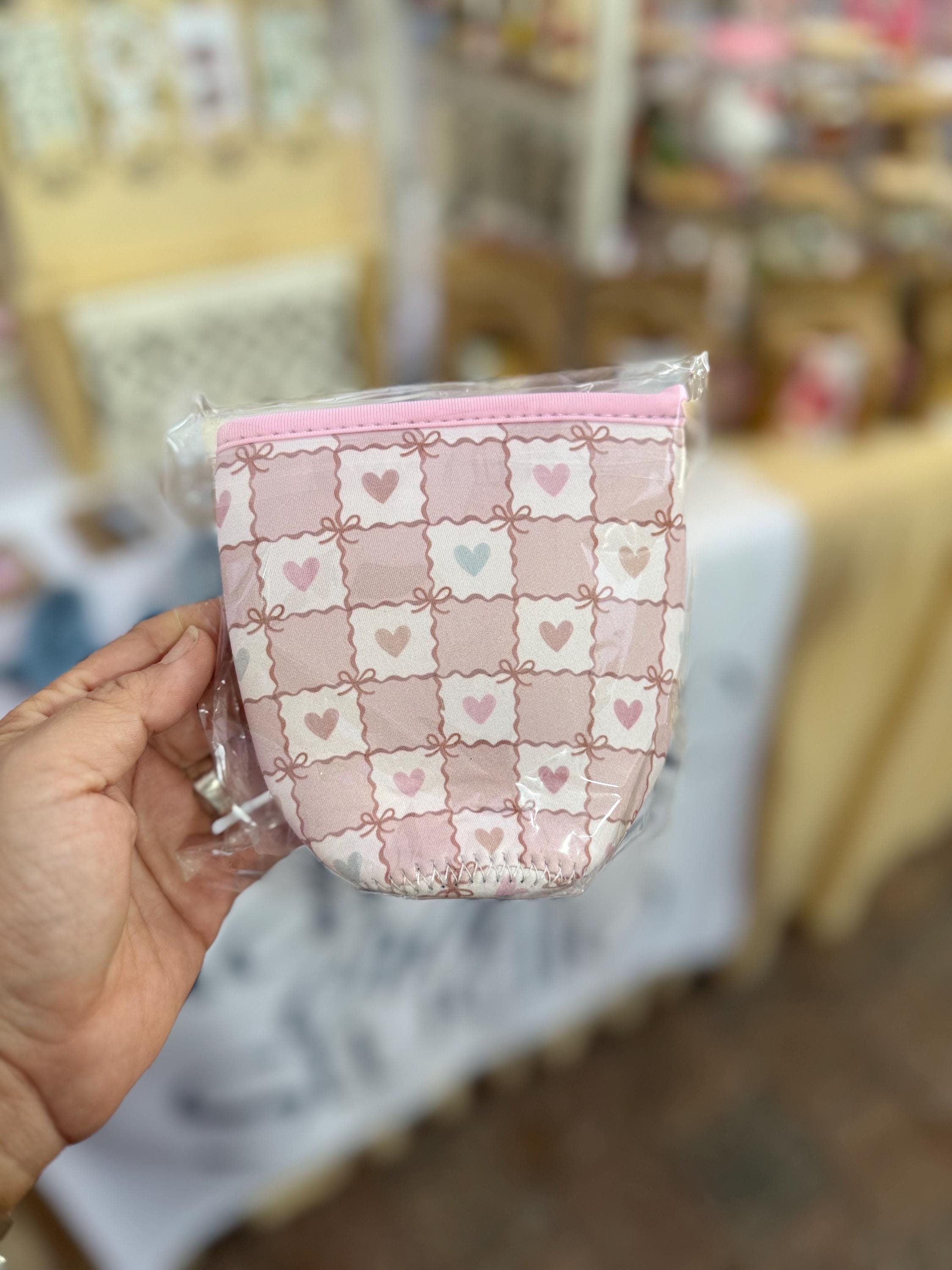 Magical Cup Sleeve Iced Coffee Drink Sleeve Reusable Insulated Cup Holder Park Day Drink Around the World Beer Coozies